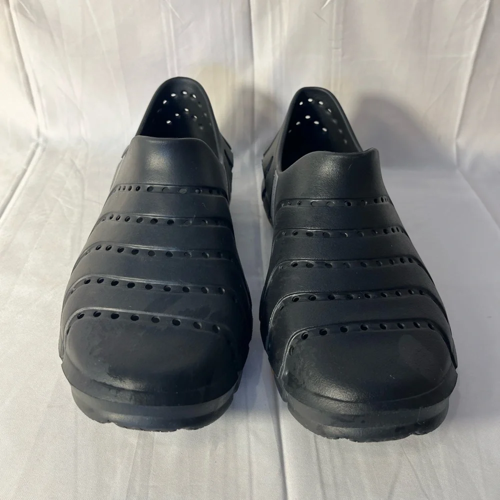 Sperry Top Sider Water Strider( beach ,pool) Black & Grey Slip On Shoe M 7 W 8